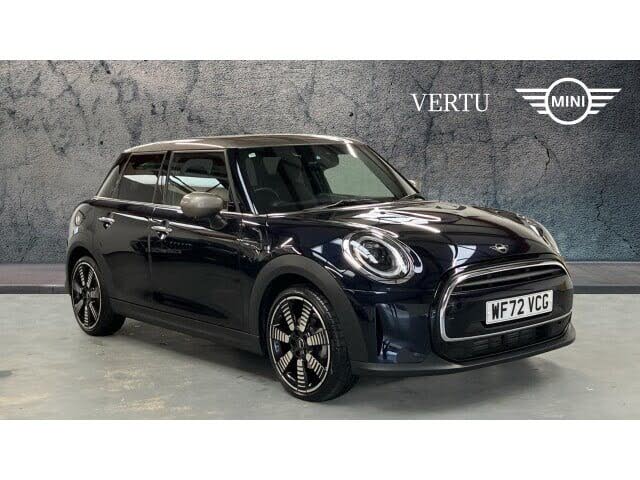 2022 MINI Mini 1.5 Cooper Exclusive (Premium) Hatchback 5d Auto