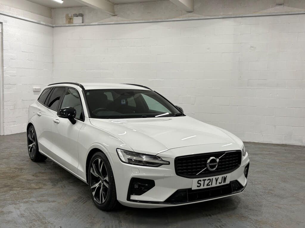 2021 Volvo V60 2.0 B3 R-Design (160bhp)