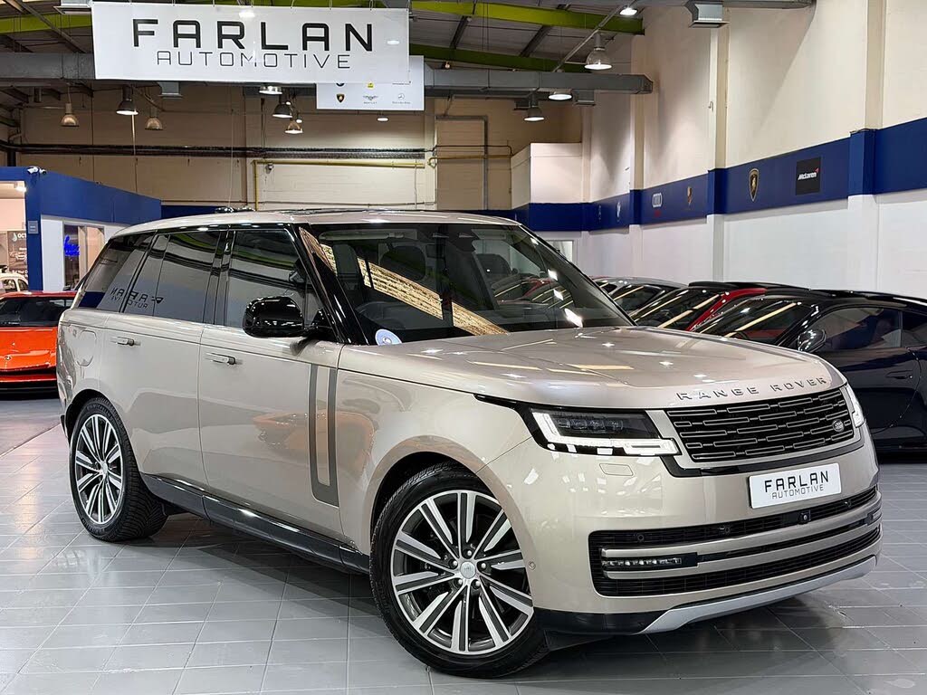 2022 Land Rover Range Rover 3.0 P440e SE
