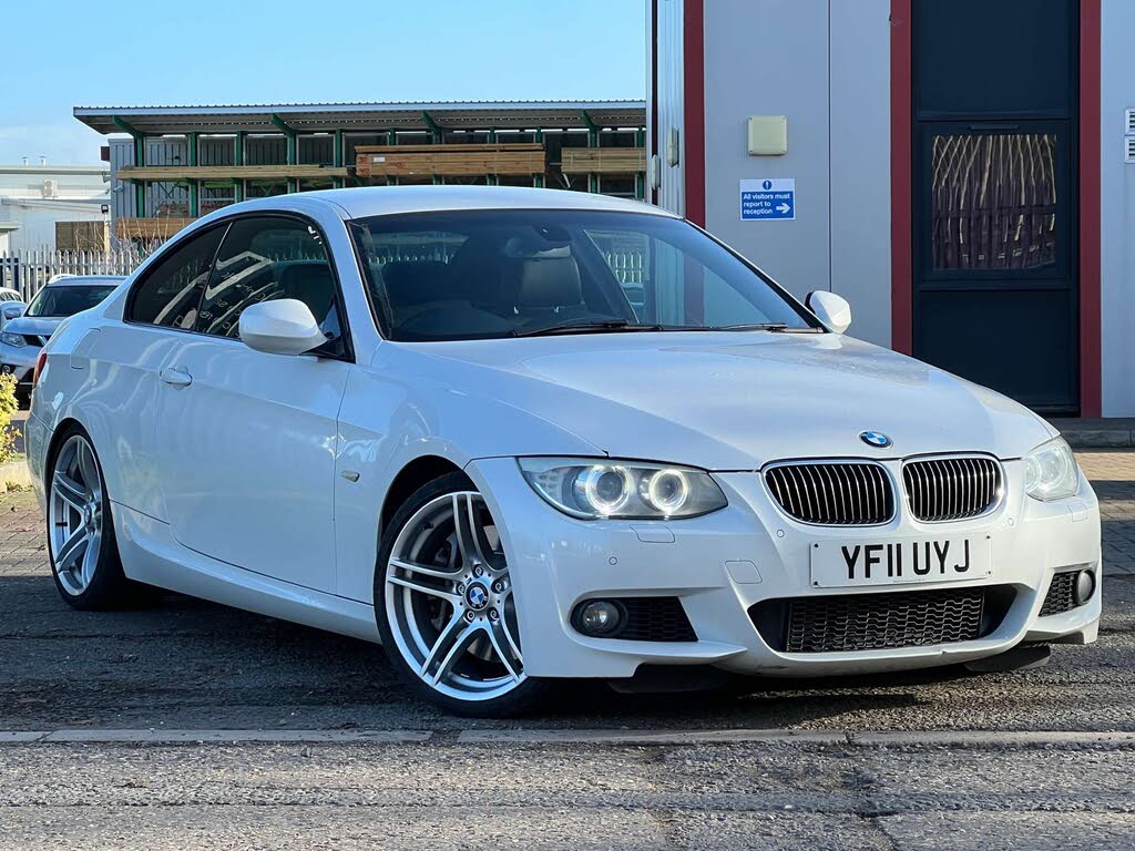 2011 BMW 3 Series 3.0 335i M Sport Coupe 2d DCT