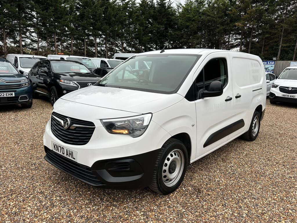 2020 Vauxhall Combo 1.5CDTi Edition 2300 (100PS)(EU6d-T) L2H1 Panel