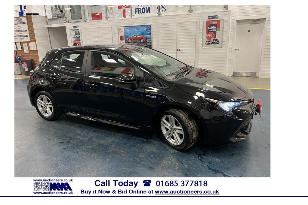 2021 Toyota Corolla 1.8 VVT-i Icon Tech (TRK) Hatchback 5d