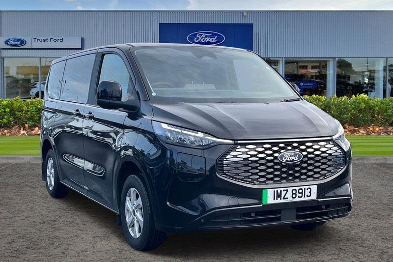 2025 Ford Tourneo Custom E 340 L1 Titanium