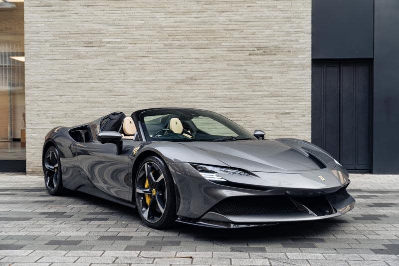 2023 Ferrari SF90 4.0T V8  F1 DCT (s/s) 4WD