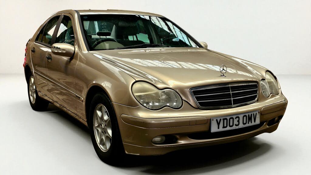 2003 Mercedes-Benz C-Class 1.8 C200 Kompressor Classic SE Saloon 4d auto
