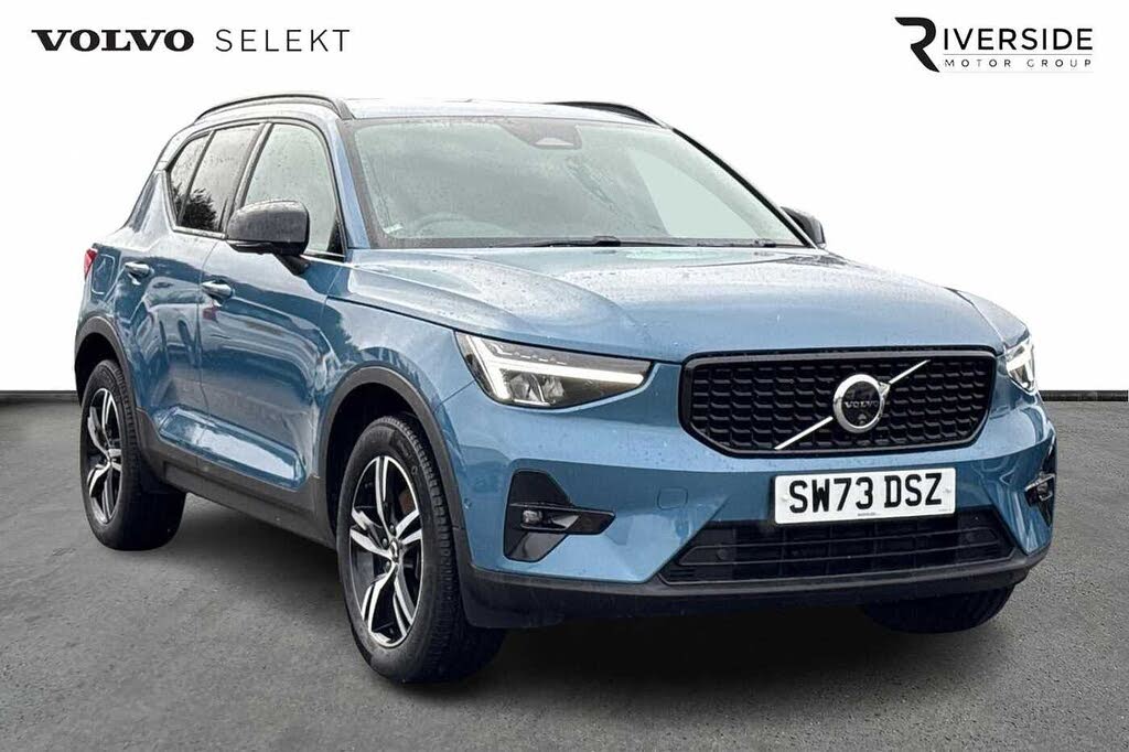 2023 Volvo XC40 2.0 B3 Plus