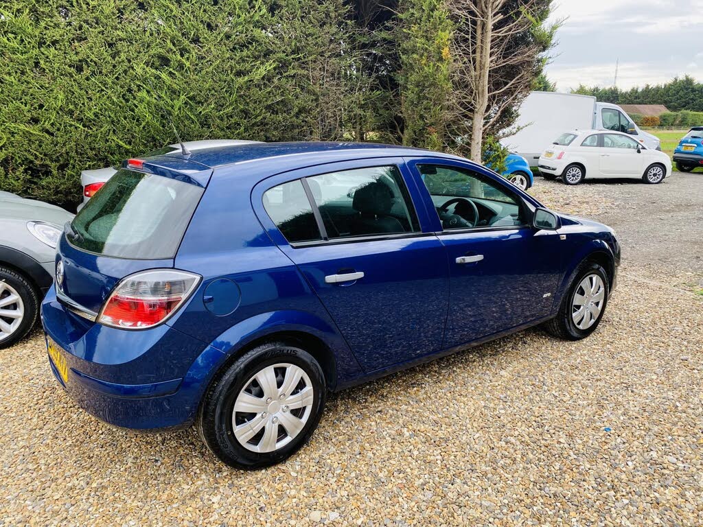 2009 Vauxhall Astra 1.6 Life Hatchback