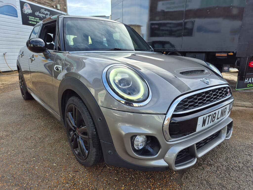 2018 MINI Mini 2.0 Cooper S Series II (s/s) Hatchback 5d