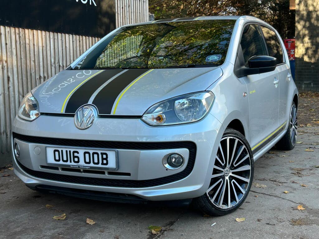 2016 Volkswagen up! 1.0 Street Up 5d
