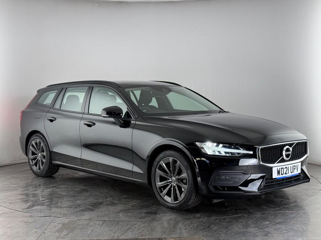 2021 Volvo V60 2.0 B3 Momentum (160bhp)