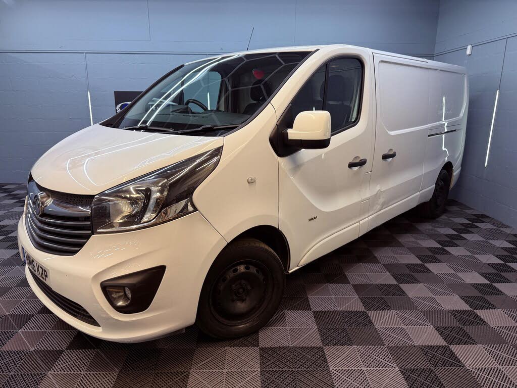 2016 Vauxhall Vivaro 1.6CDTi Sportive 2900 ecoFLEX L2H1 (120PS) Panel