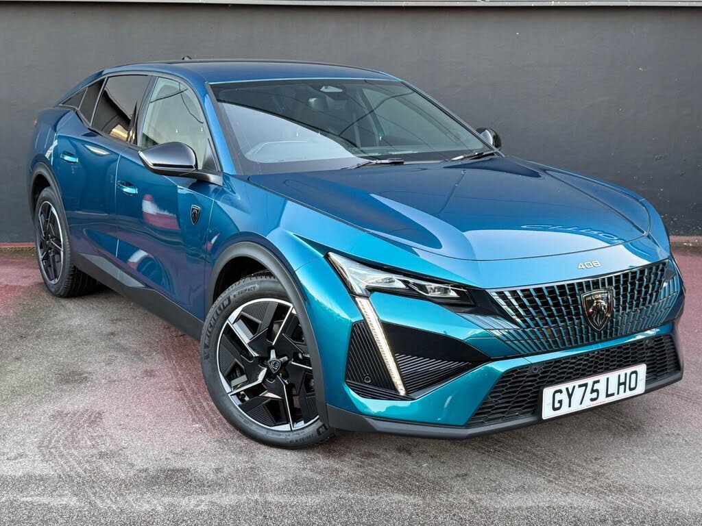 2025 Peugeot 408 1.2 PureTech GT (136ps) HYBRID e-DSC6