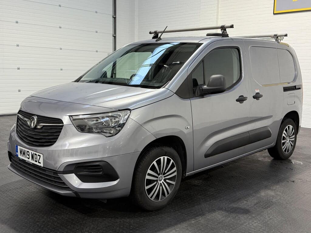 2019 Vauxhall Combo 1.6CDTi Sportive 2000