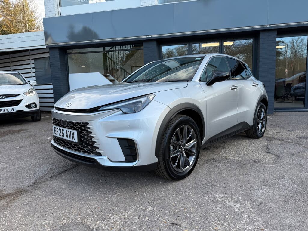 2025 Lexus LBX 1.5 Premium Plus