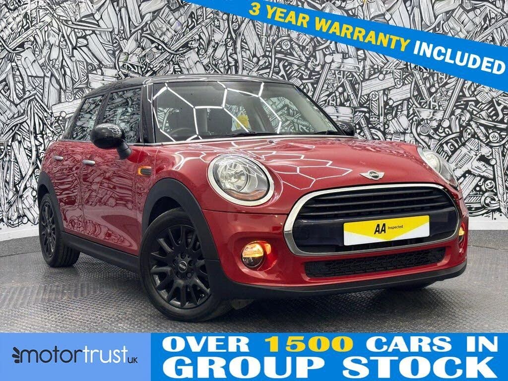 2017 MINI Mini 1.5 Cooper (s/s) Hatchback 5d