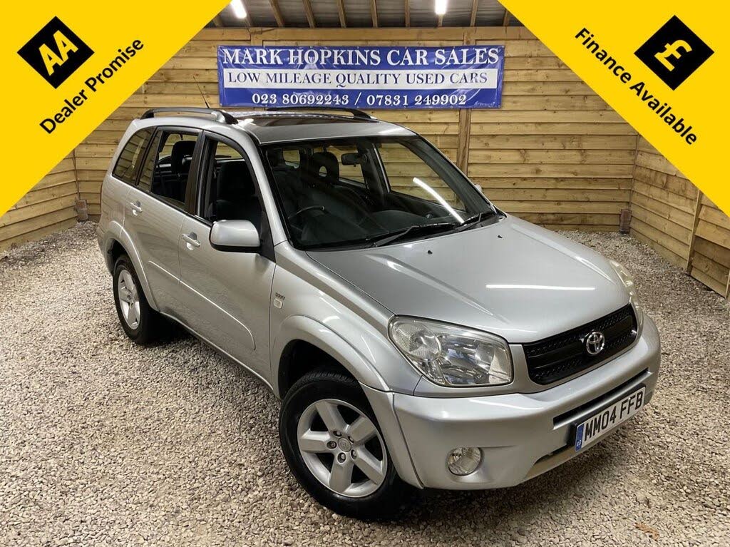 2004 Toyota RAV4 2.0 XT3 3d