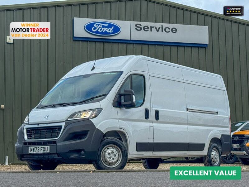 2023 Peugeot Boxer 2.2 BlueHDi Professional Premium+ 335 L3H2 Panel