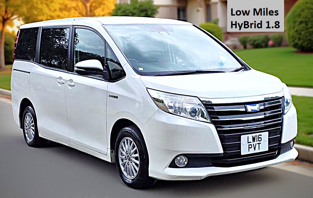 2016 Toyota Voxy 1.8 Hybrid