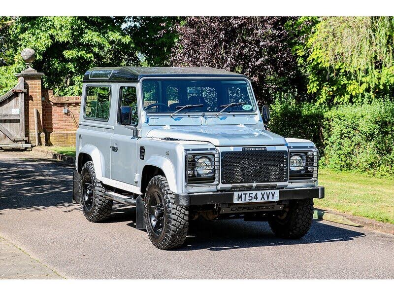 2004 Land Rover 90 Defender 2.5TD XS (120bhp) 4X4 3d