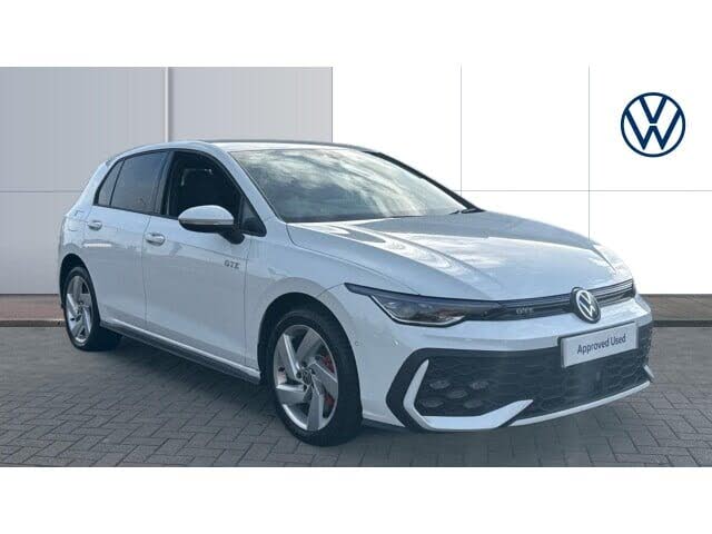 2025 Volkswagen Golf 1.5 TSI GTE