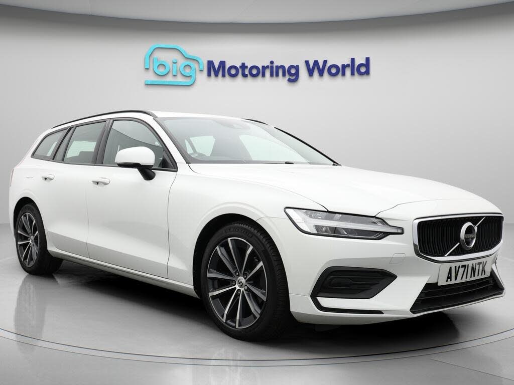2021 Volvo V60 2.0 B4 Momentum