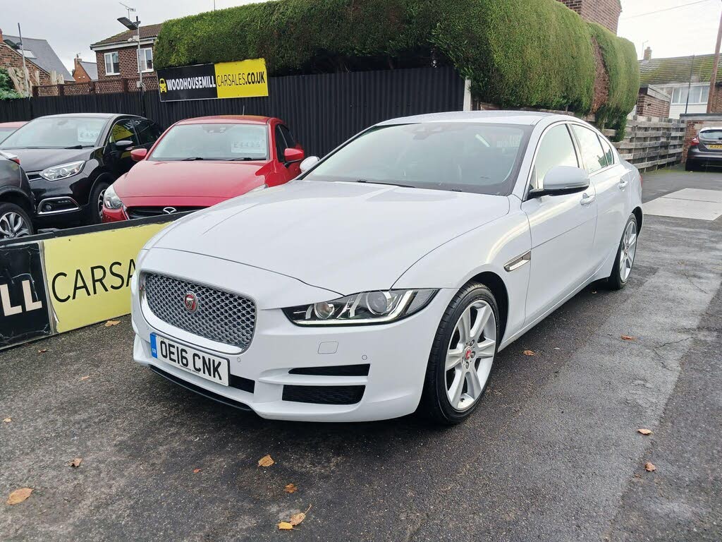 2016 Jaguar XE 2.0d Portfolio (180ps) Auto