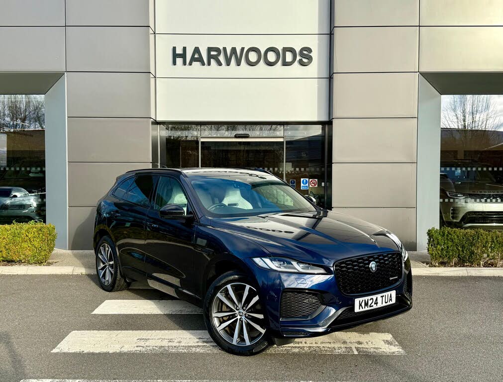 2024 Jaguar F-PACE 2.0 P400e R-Dynamic HSE Black