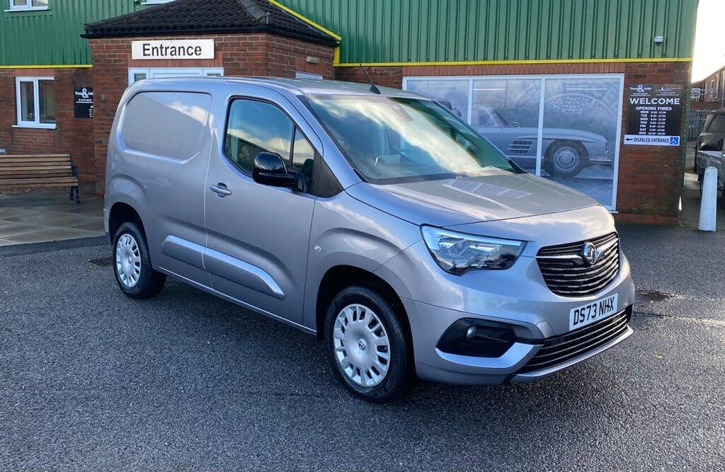 2024 Vauxhall Combo 1.5CDTi Pro (130PS)(Eu6d)