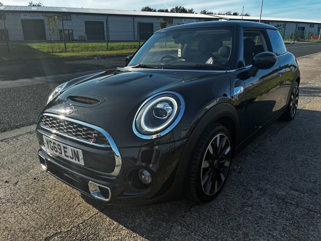 2019 MINI Mini 2.0 Cooper S Exclusive (189bhp) Hatchback 3d Auto