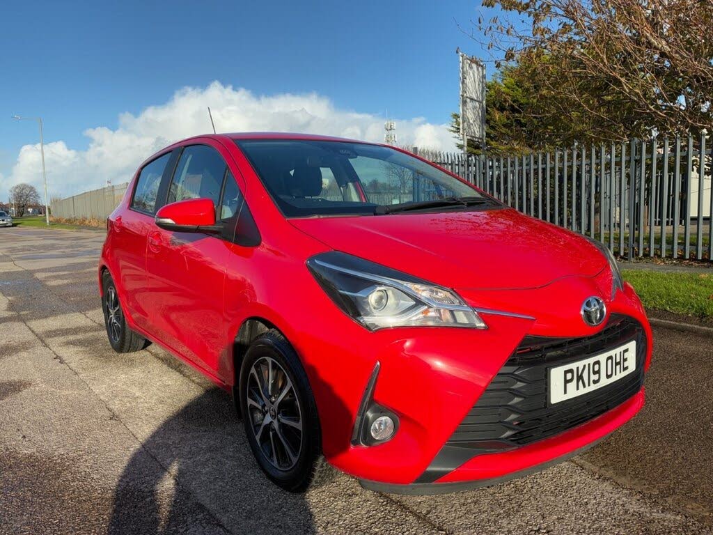 2019 Toyota Yaris 1.5 VVT-i Icon Tech (111bhp) 1496cc