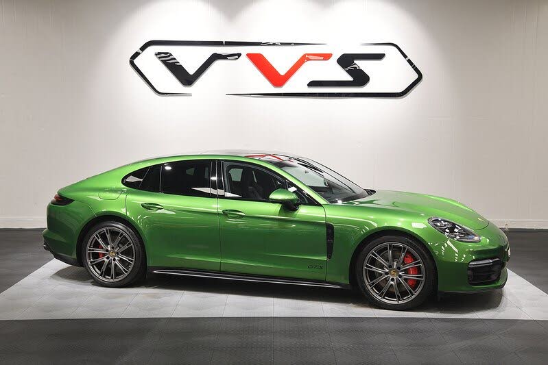 2018 Porsche Panamera 4.0 V8 GTS Hatchback