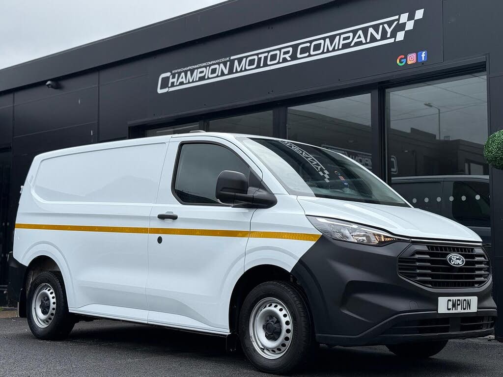 2024 Ford Transit Custom