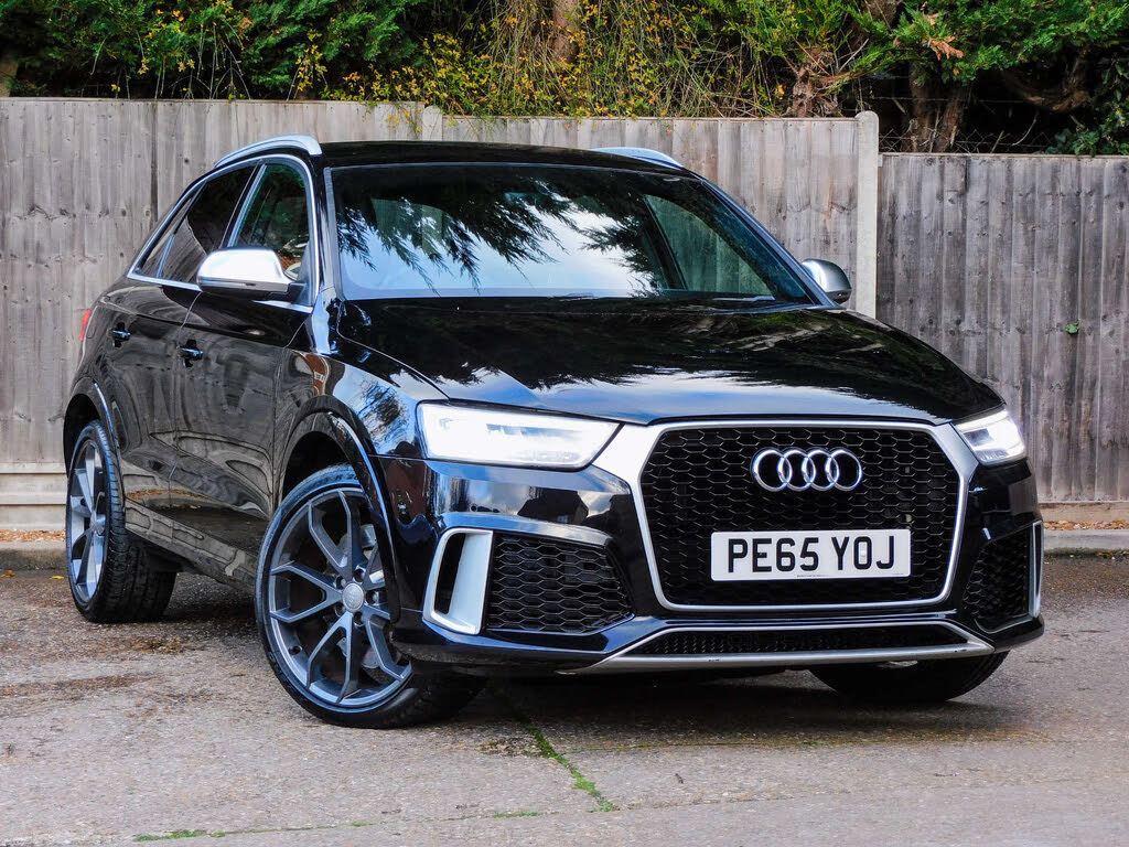 2015 Audi RS Q3 2.5 quattro (340ps)