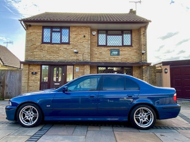2002 BMW 5 Series 2.5 525i