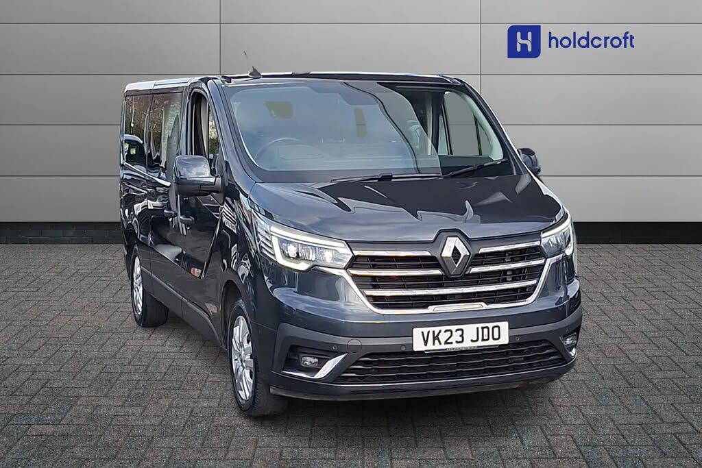 2023 Renault Trafic Passenger 2.0 Blue dCi LL30 170 Sport