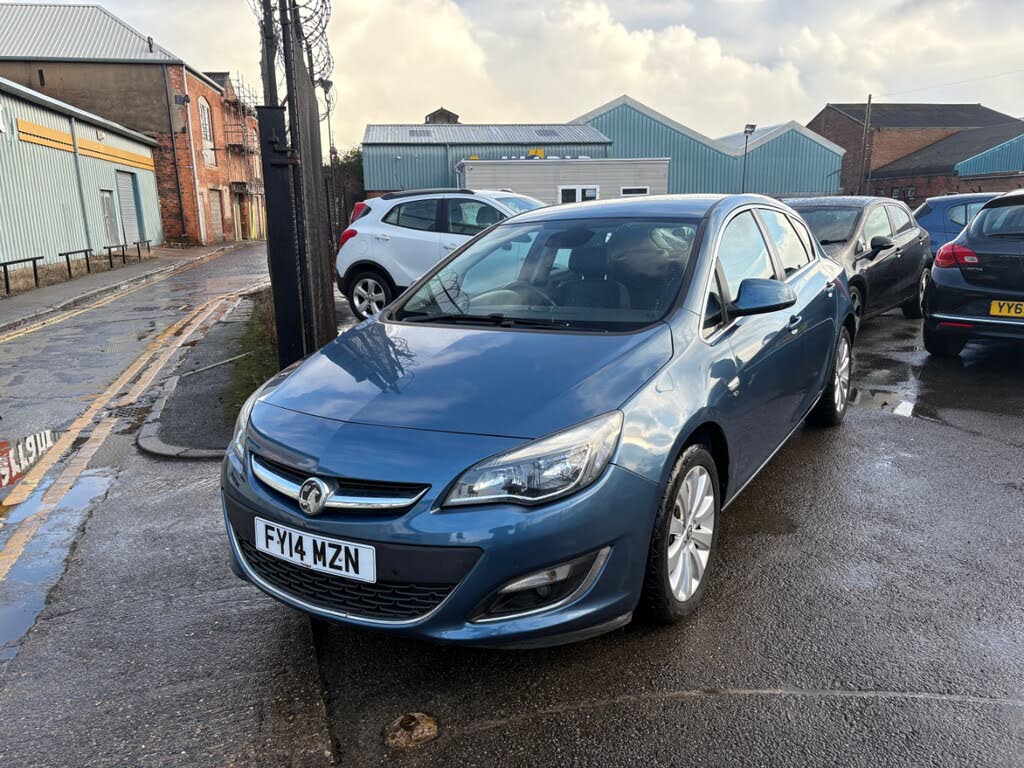 2014 Vauxhall Astra 1.6 Elite Hatchback