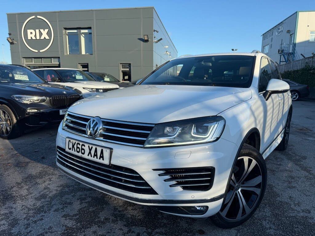 2016 Volkswagen Touareg 3.0TDI R-Line (262ps) 2967cc