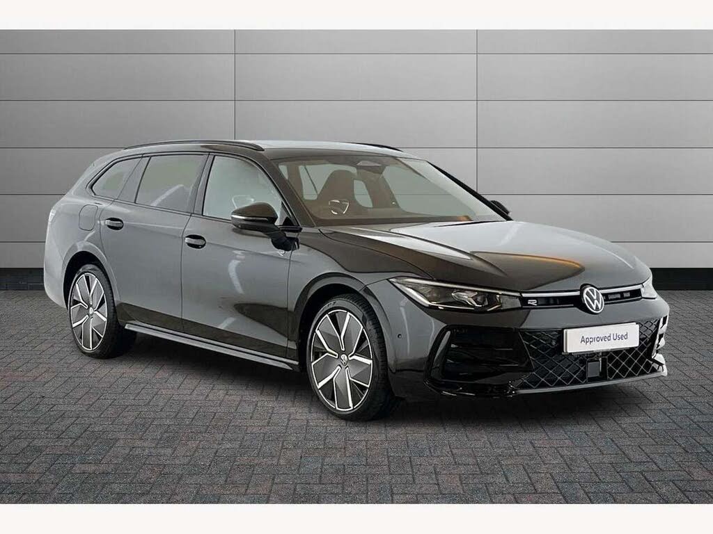 2025 Volkswagen Passat 1.5 TSI Black Edition (204ps)