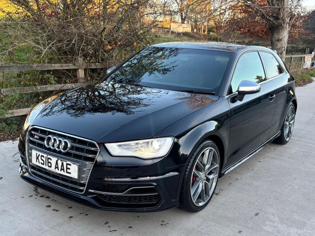 2016 Audi S3 2.0 TFSI (300ps) Nav Hatchback 3d S Tronic