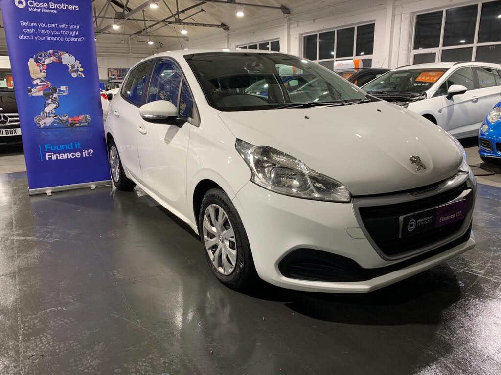 2017 Peugeot 208 1.6BlueHDi Access A/C 5d