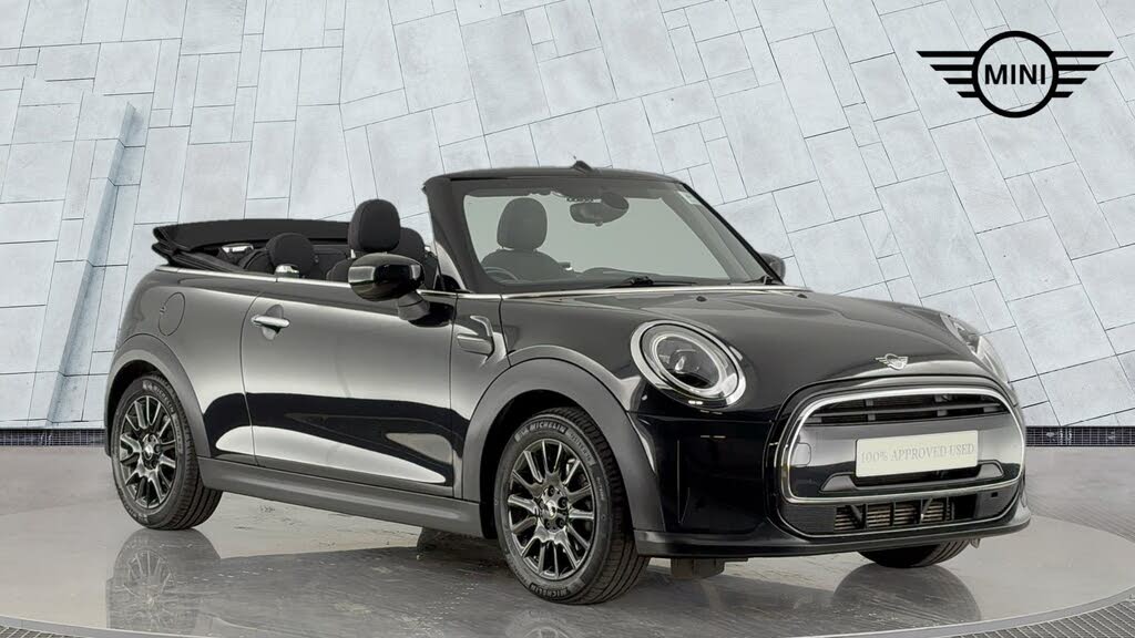 2022 MINI Mini 1.5 Cooper Classic (Comfort) Convertible 2d Auto