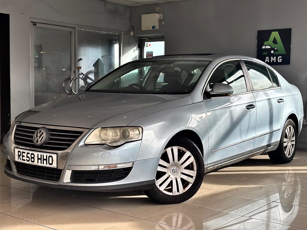 2008 Volkswagen Passat 2.0TD SEL CR Saloon 4d