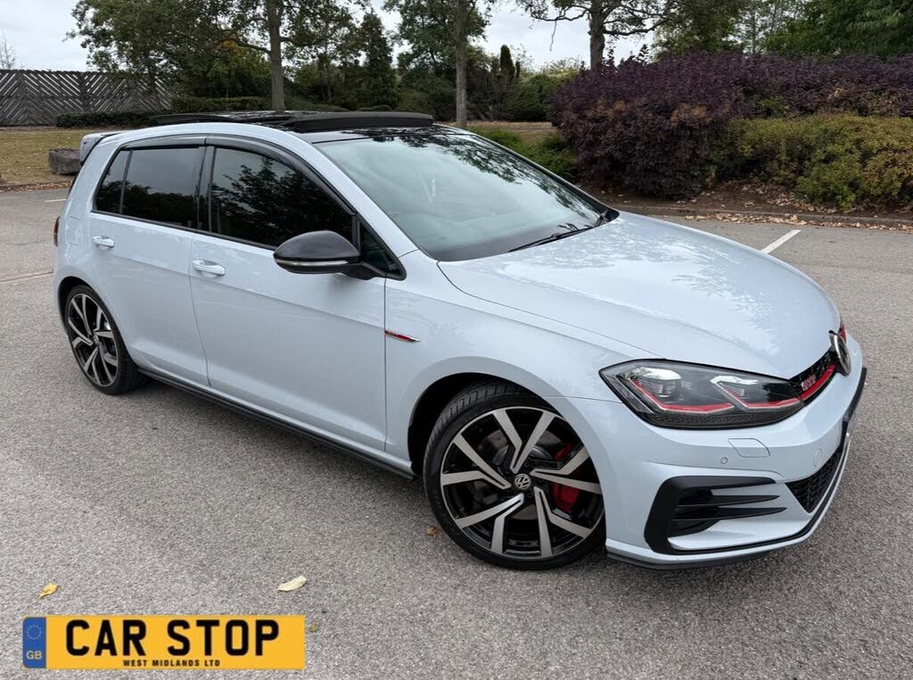 2017 Volkswagen Golf 2.0 TSI GTI Performance (s/s) 5d DSG