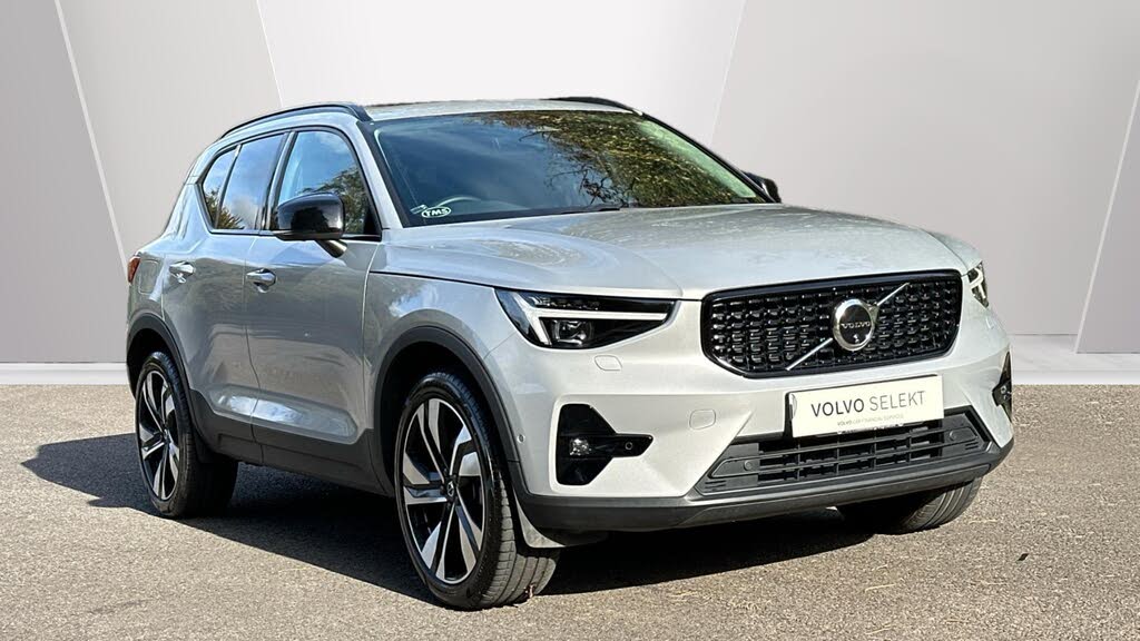 2024 Volvo XC40 2.0 B4 Ultra (Bright