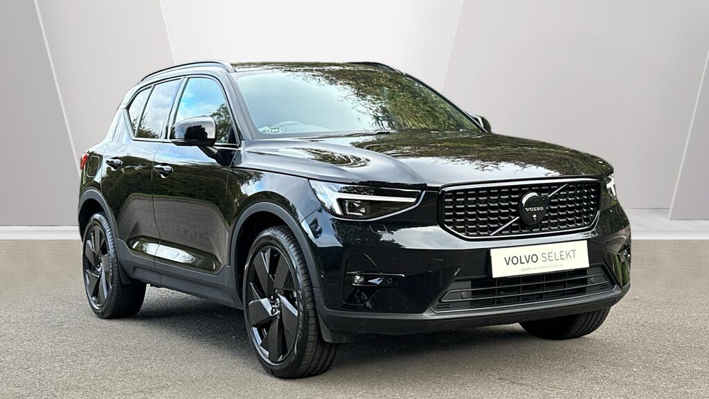 2024 Volvo XC40 2.0 B4 Ultra Black Edition