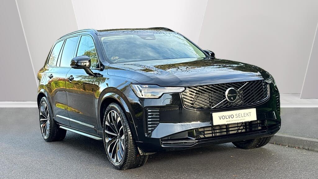 2025 Volvo XC90 2.0 B5 Ultra (Dark