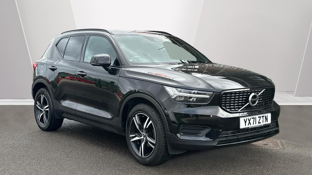 2021 Volvo XC40 1.5 T3 R-Design (161bhp)
