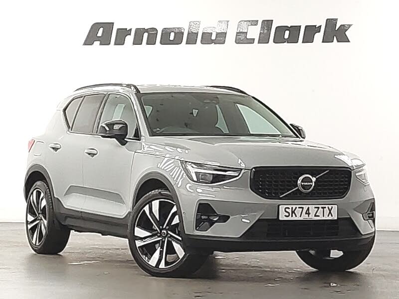 2024 Volvo XC40 2.0 B4 R-Design Pro