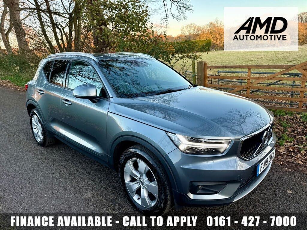 2019 Volvo XC40 1.5 T3 Momentum Pro (163bhp)