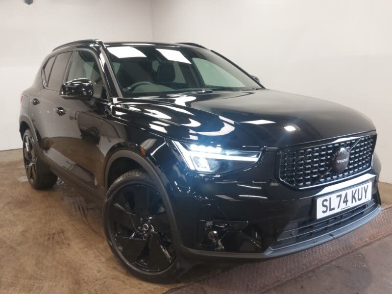 2024 Volvo XC40 2.0 B3 Plus Black Edition